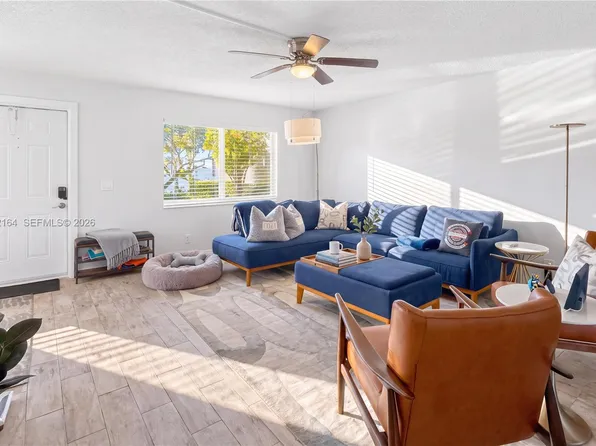 598 Flanders M #598, Delray Beach, FL 33484