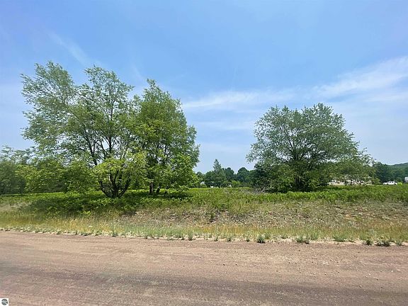 5th image of Country Acres Dr #1912779