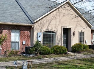 2327 Shadowbrook Dr, Baton Rouge, LA 70816