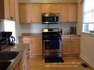 1516 W Addison St, Chicago, IL 60613