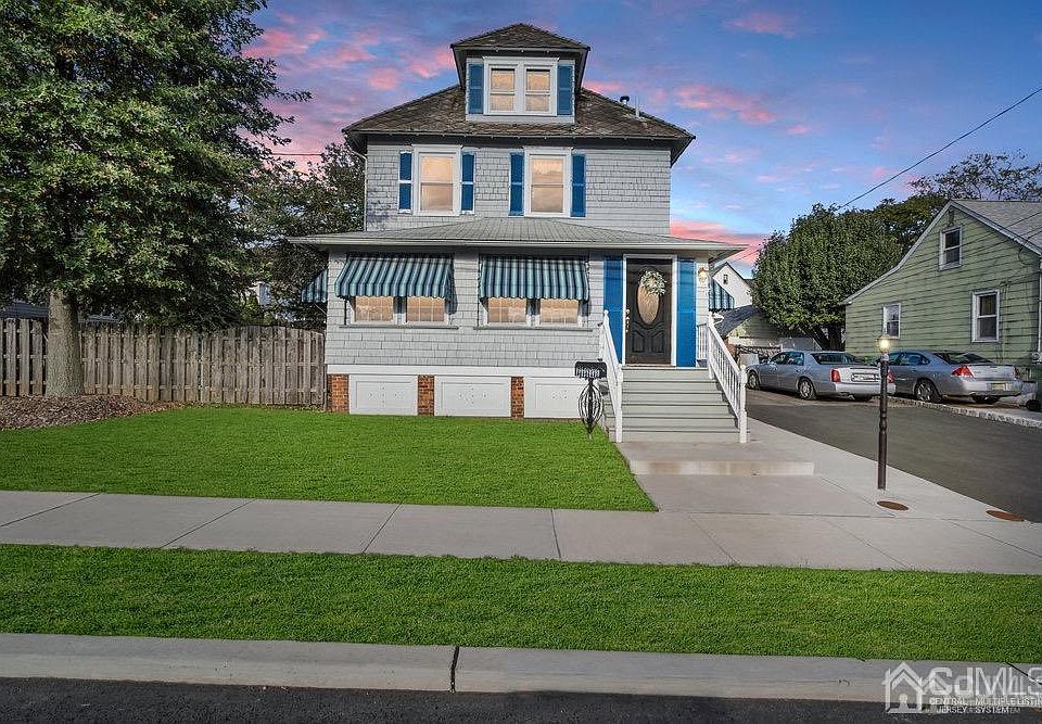 1st image of 19 Scott Ave