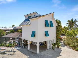 2432 Sycamore St, Saint James City, FL 33956