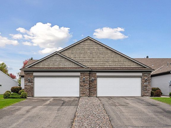 2nd image of 7947 Prairie Creek Ln NE