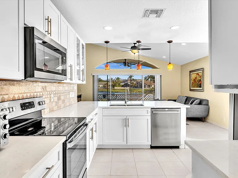 4194 Bluff Harbor Way — Photo 18