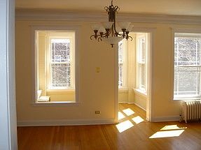 1st image of 6322 N Lakewood Ave #1