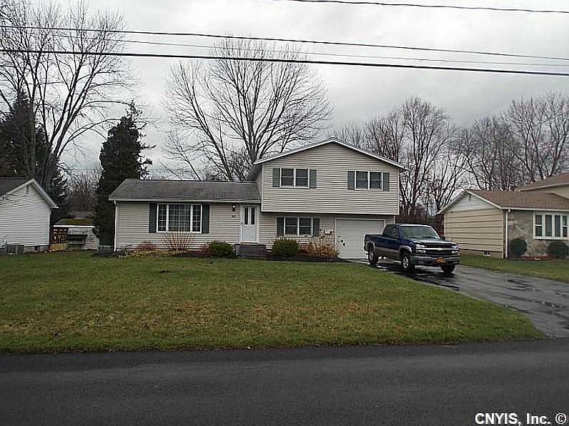 1st image of 103 Emerald Dr