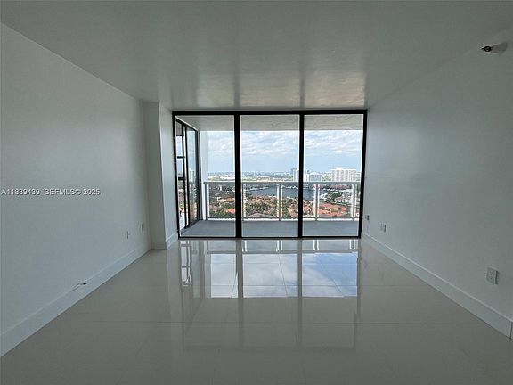 5th image of 20505 E Country Club Dr