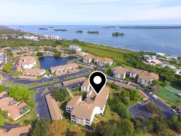 6175 S Mirror Lake Dr APT 205, Sebastian, FL 32958