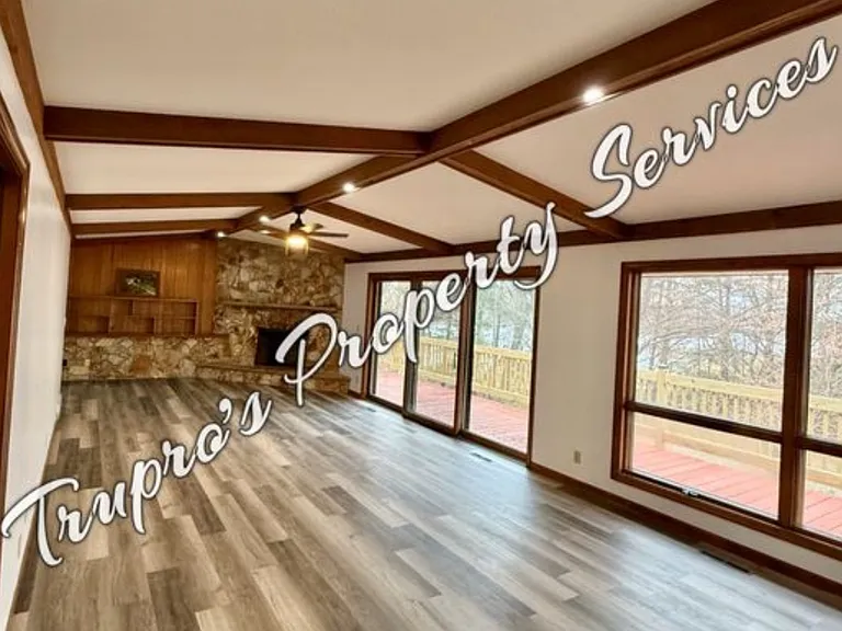 2715 E Shawnee Rd — Photo 36