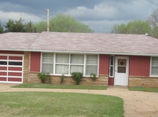 112 W Copeland Ave, Kingman, KS 67068