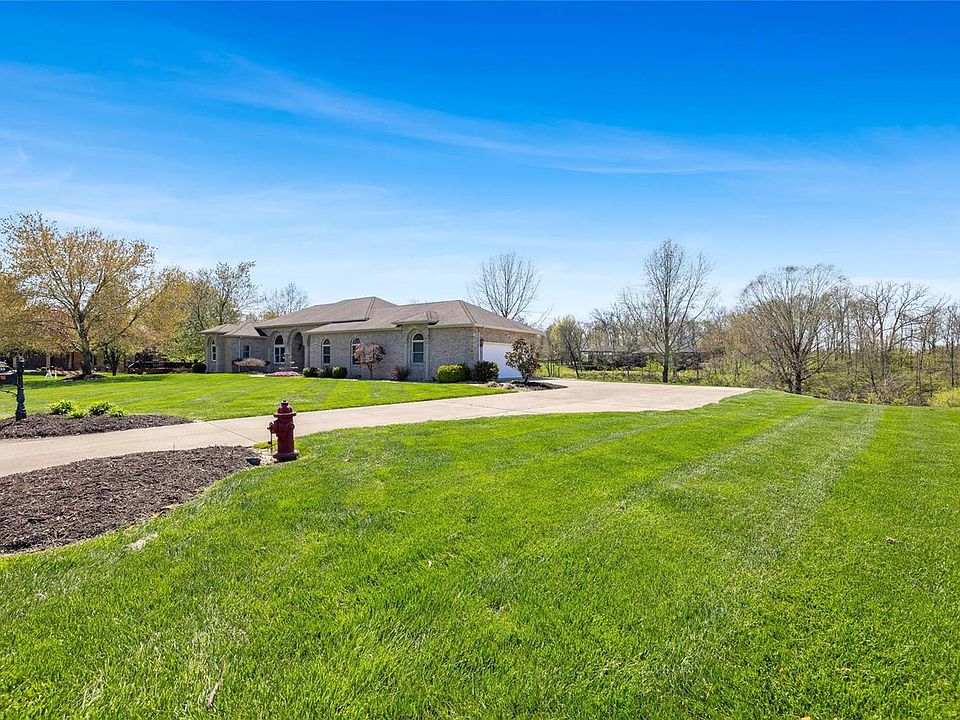 5135 White Oak Dr, Smithton, IL 62285 Zillow