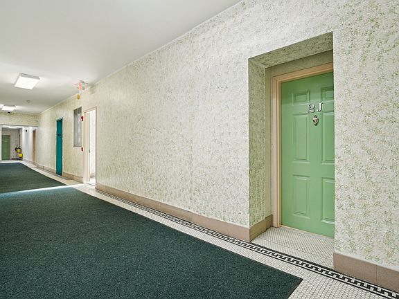 3rd image of 41 S Munn Ave APT 2J