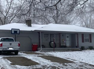 7717 Crescent Ave, Raytown, MO 64138