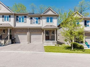 50 Pinnacle Dr #55, Kitchener, ON N2P0H8