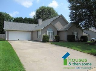 17 Acklen Dr, Simpsonville, SC 29681