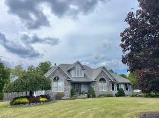 10748 Bridle Path, Columbia Station, OH 44028