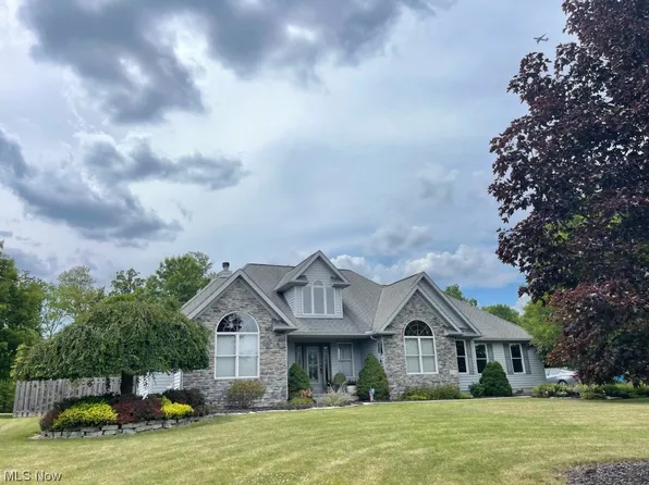 10748 Bridle Path, Columbia Station, OH 44028