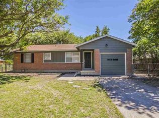 6606 Berry Dr, Waco, TX 76710