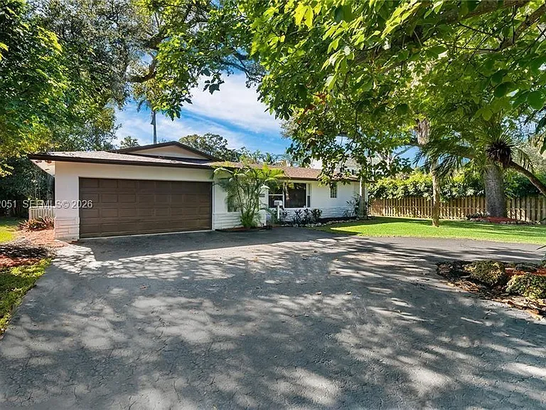 2810 Riverland Rd — Photo 34