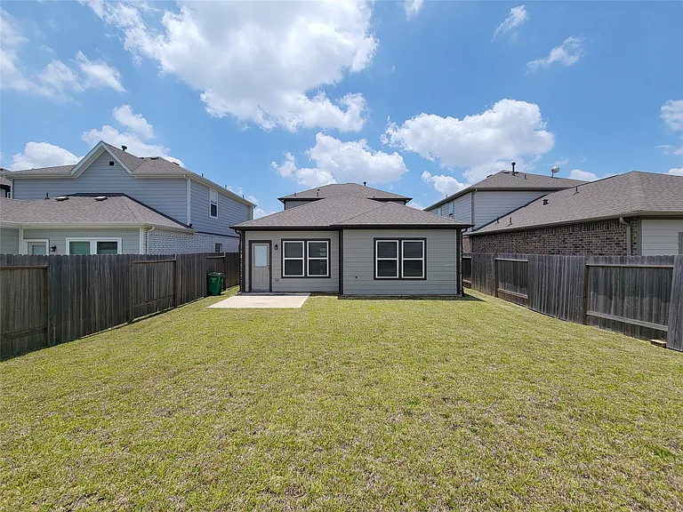 23330 Kinsfolk Dr — Photo 37