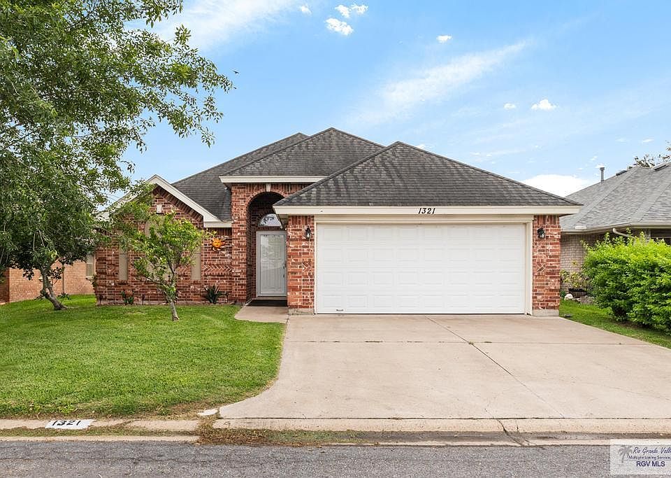 1st image of 1321 Oak Ct