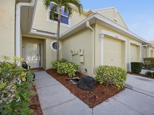 11125 Kapok Grand Cir, Madeira Beach, FL 33708