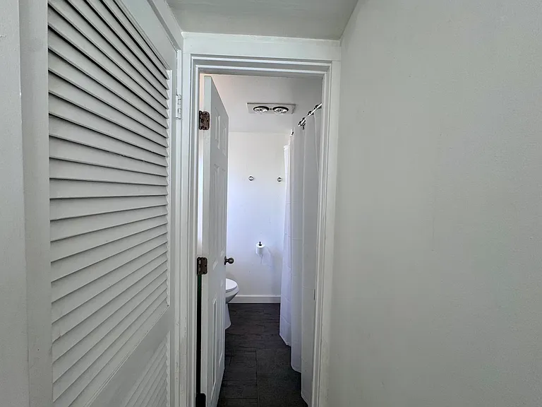 202 Lucerne Ave #12 — Photo 24