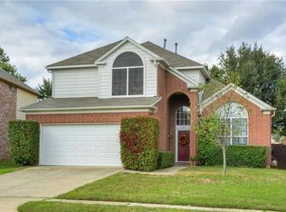 921 Waterford Way, Euless, TX 76039