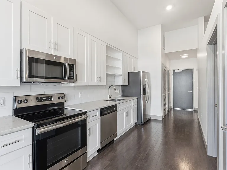 2407 8th Ave S #206 — Photo 5