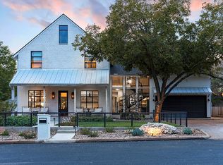 711 W Austin St, Fredericksburg, TX 78624