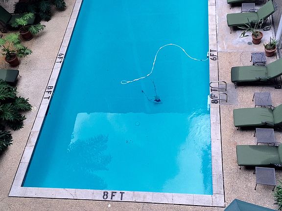 2nd image of 3915 St Charles Ave APT 503