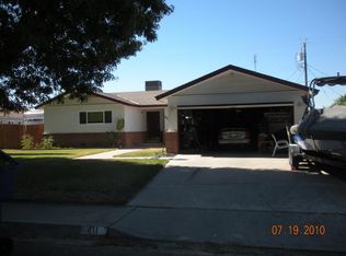 411 E Deodar Ln, Lemoore, CA 93245