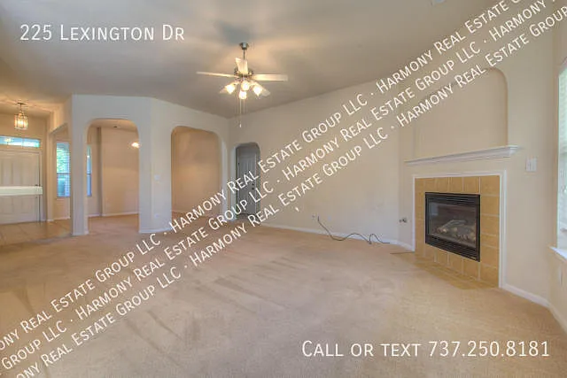 225 Lexington Dr — Photo 29