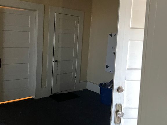5th image of 2424 Buena Vista