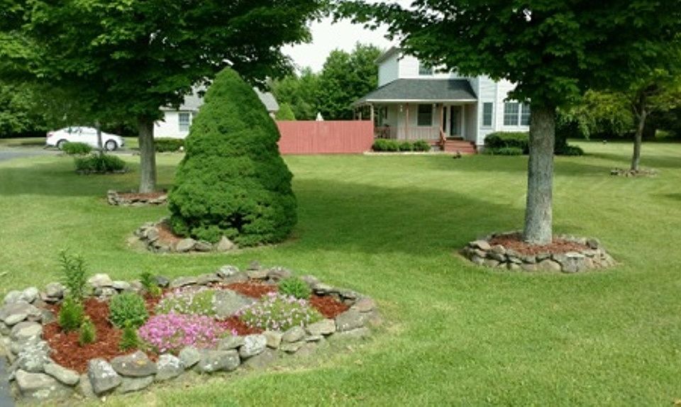 1st image of 144 Hills Creek Dr