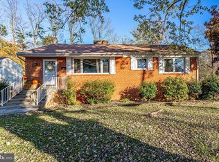 3403 Radnor Pl, Falls Church, VA 22042