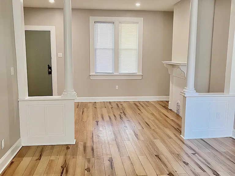 1442 N Vogdes St — Photo 3