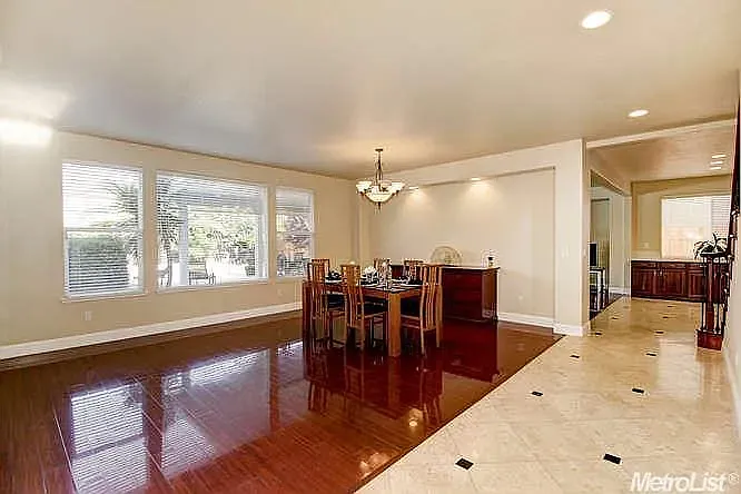 9850 Avellino Way — Photo 8