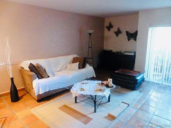 3rd image of 1205 Mariposa Ave APT 309