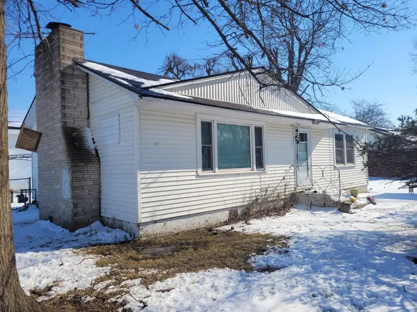 320 N Walnut St, Commerce, OK 74339