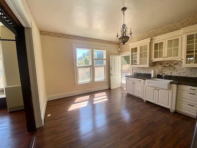 316 W Micheltorena St #A — Photo 2