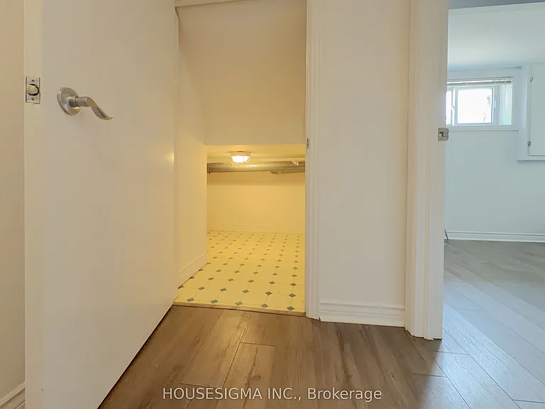 116 Cranbrooke Ave #MAIN — Photo 41