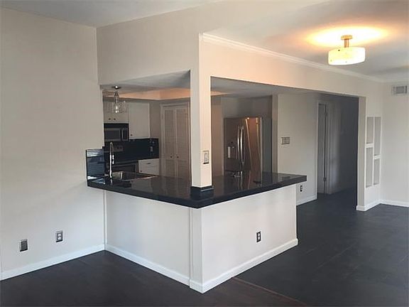 3rd image of 1101 Hollow Creek Dr APT 2206