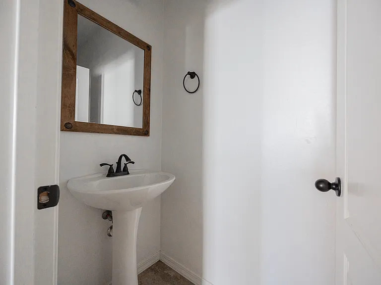 7422 S 27th Way — Photo 28