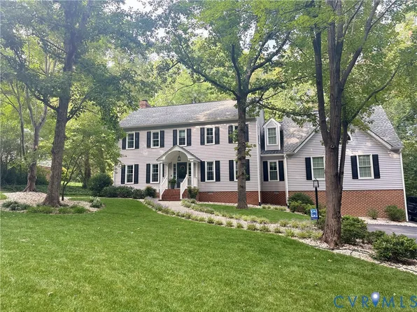 14216 Country Club Dr, Ashland, VA 23005