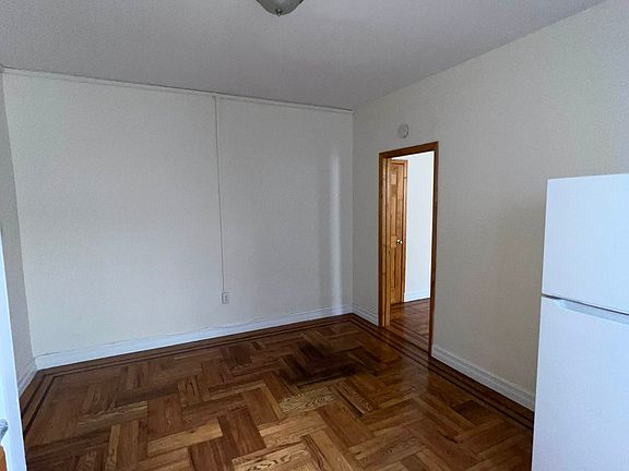 5th image of 8805 3rd Ave #8