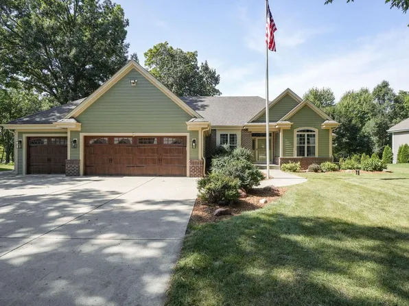 9153 North Eastwood DRIVE, East Troy, WI 53120
