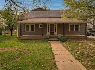 405 S Arthur St, Humansville, MO 65674