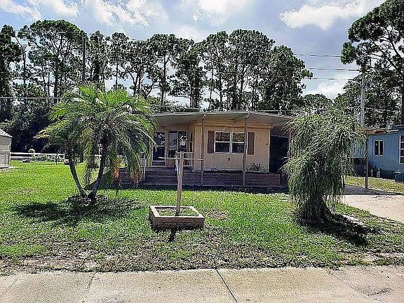 2nd image of 274 Tanglewood Ave #274