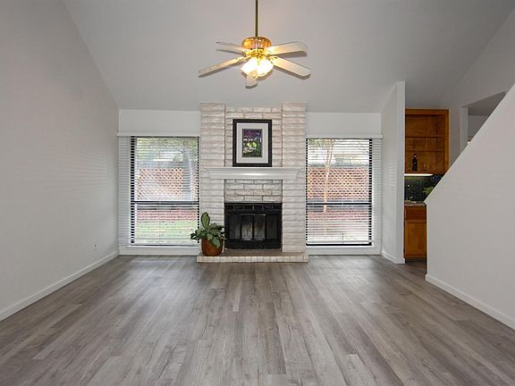 4th image of 7909 Sawgrass Cir